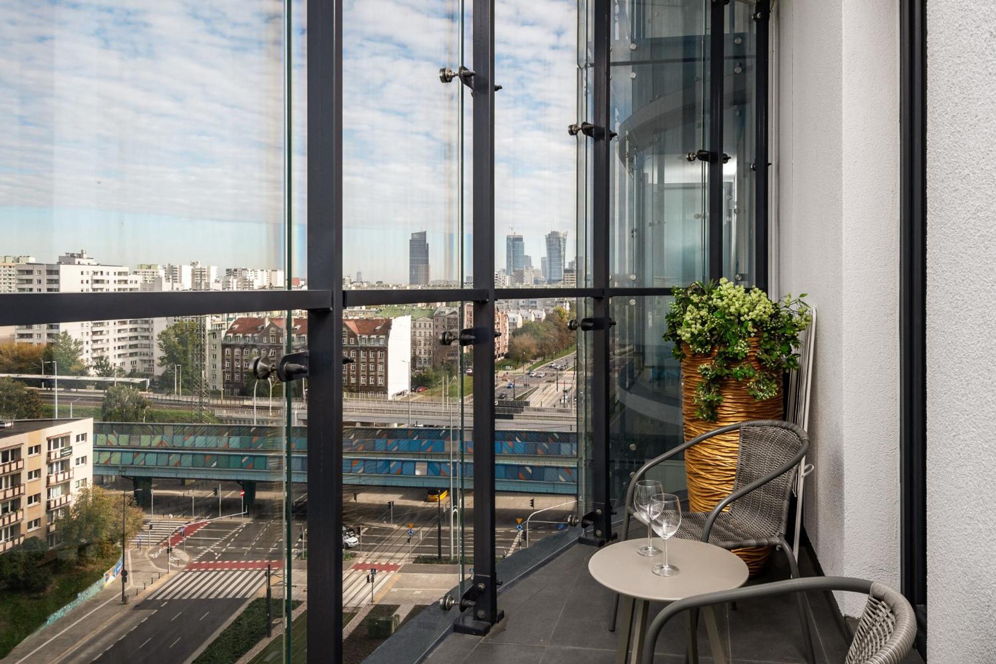 Kasprzaka 29 Bliska Wola Tower By Perfect Apart Варшава Экстерьер фото
