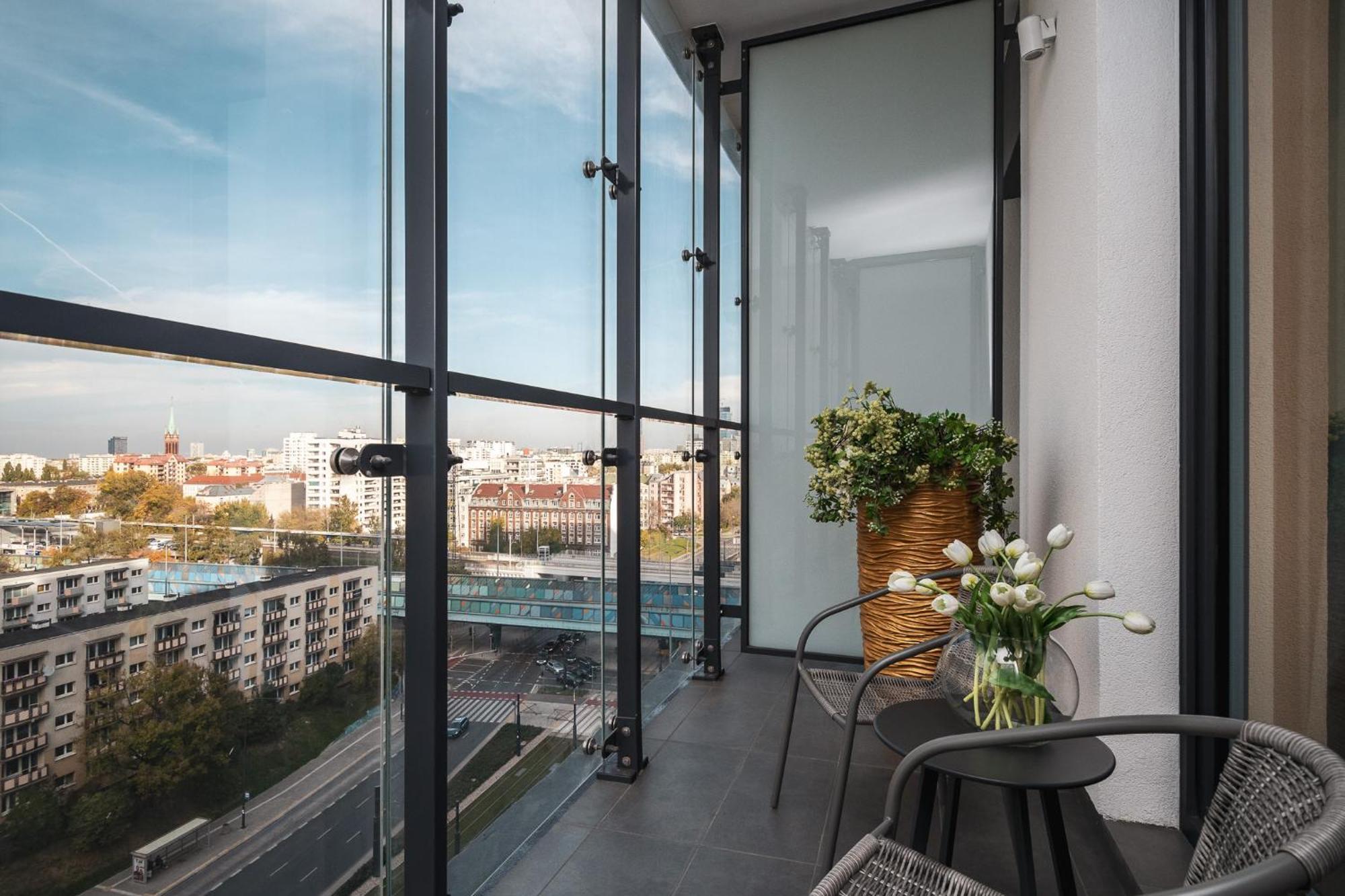 Kasprzaka 29 Bliska Wola Tower By Perfect Apart Варшава Экстерьер фото